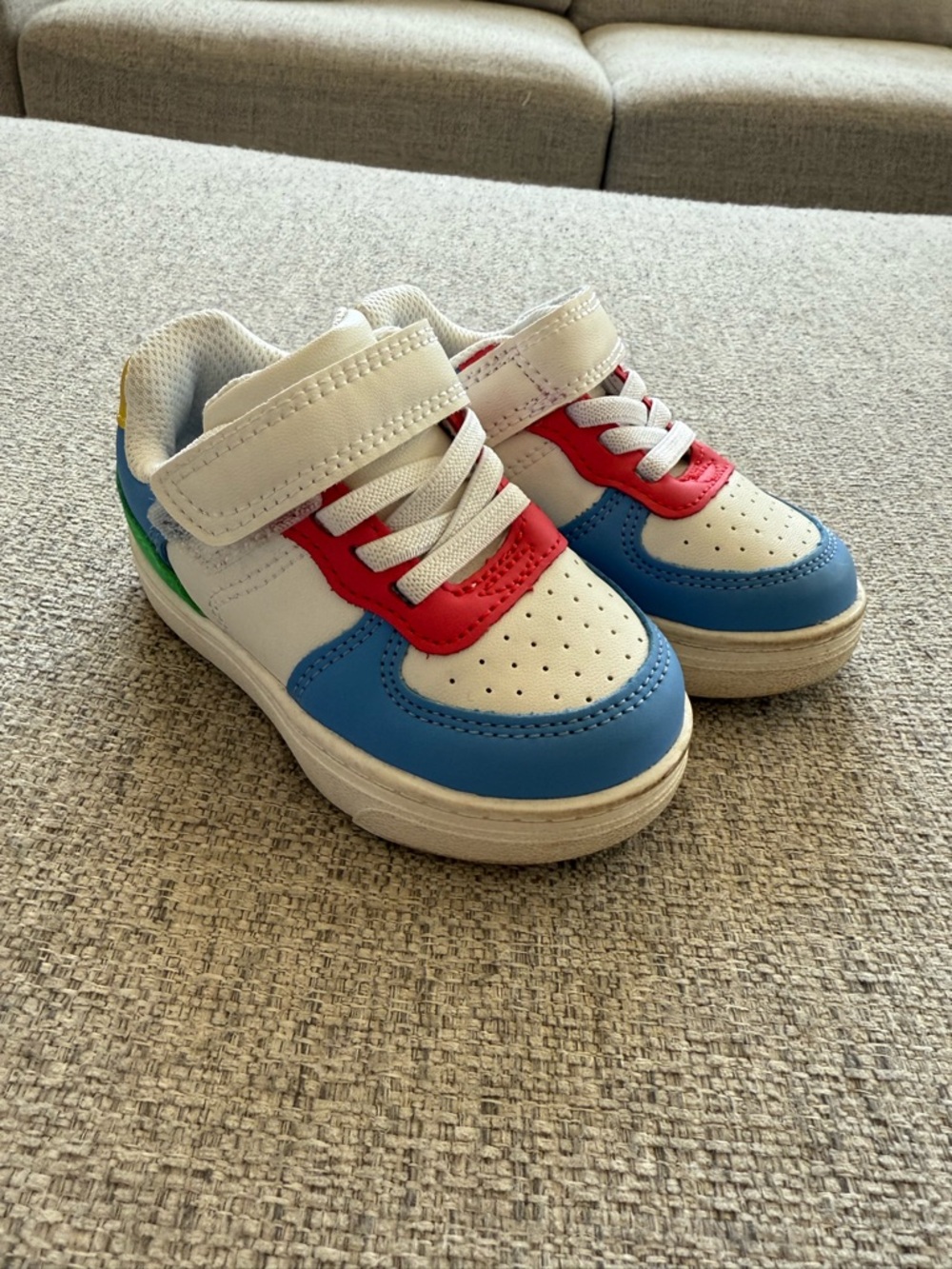 Cat & Jack Kids Colorblock Casual Sneakers in White, Blue, Red and Green